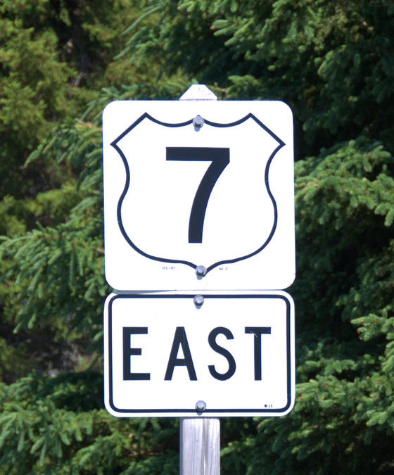 Travel on the East 7 Road
